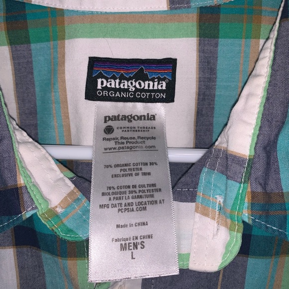 Unique Plaid Patagonia short sleeve button up - Picture 3 of 5